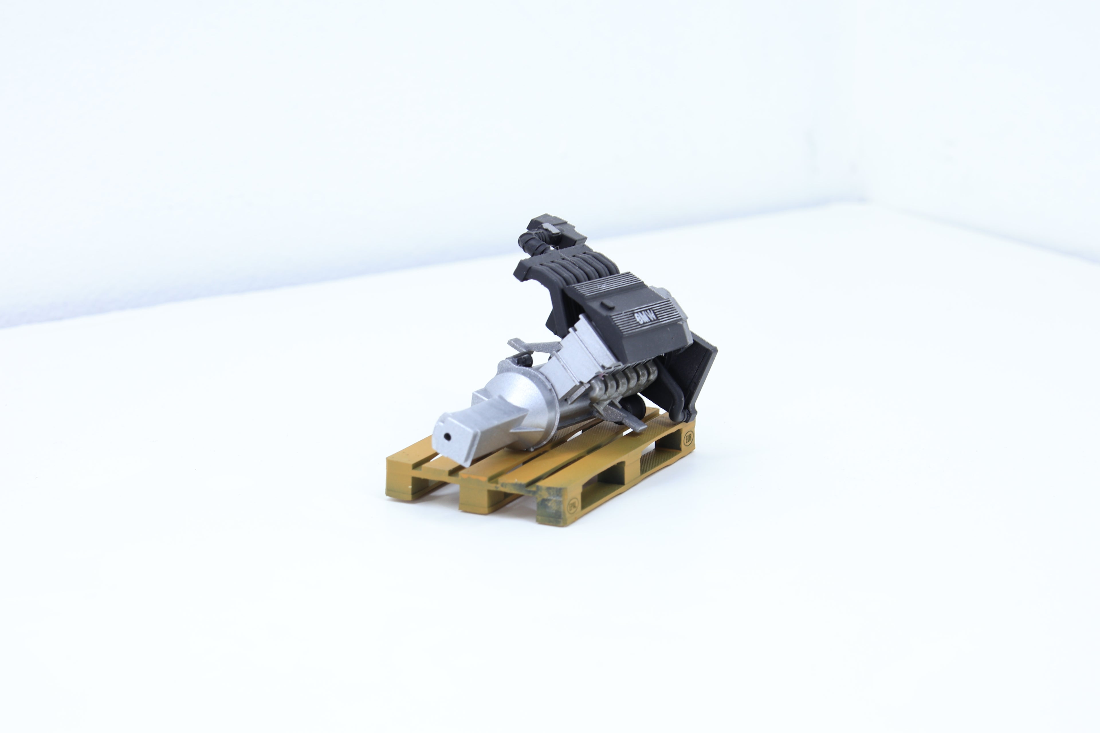 محرك BMW M50 – مقياس 1/18