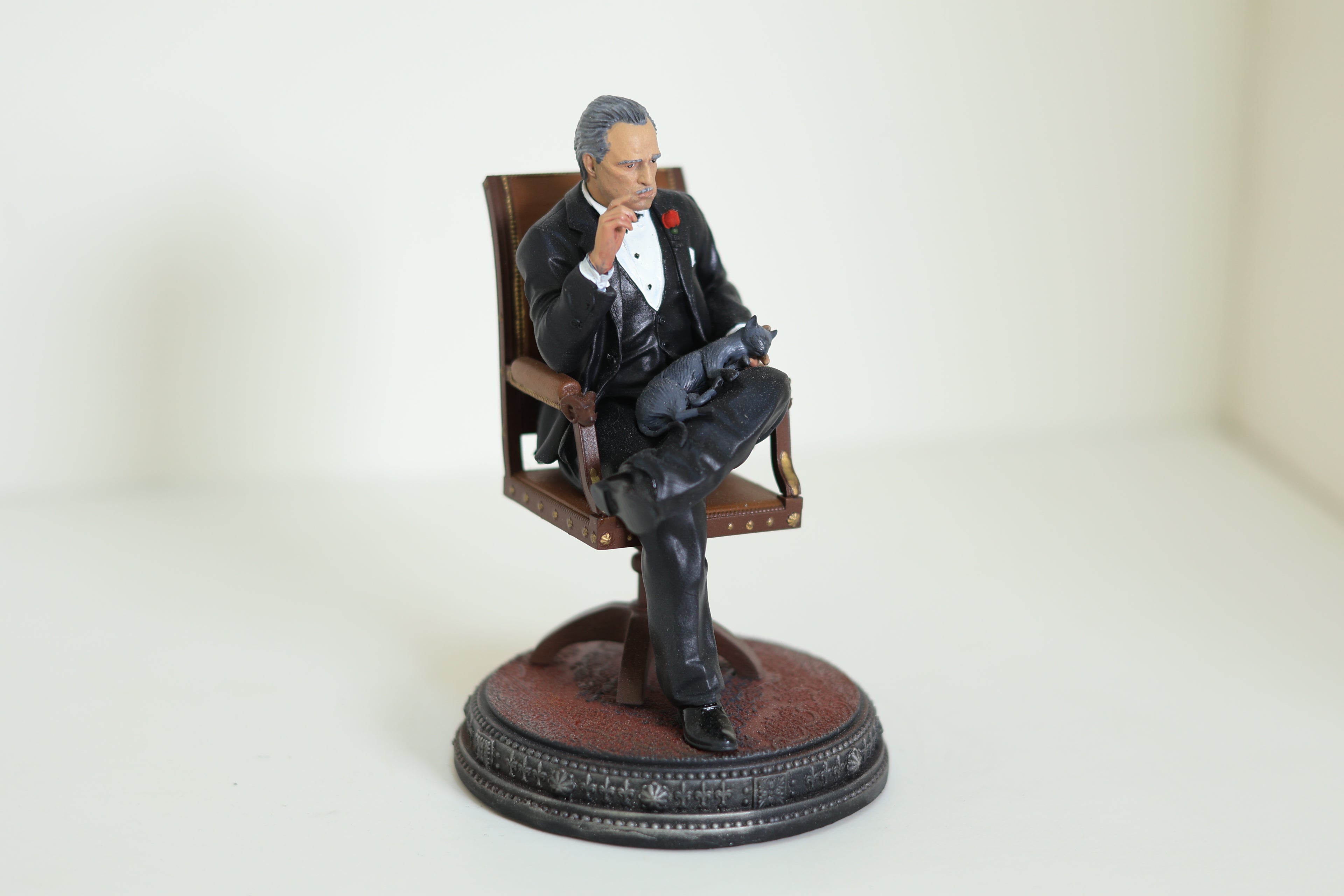 مجسم The Godfather – Don Vito Corleone 1/18 العراب