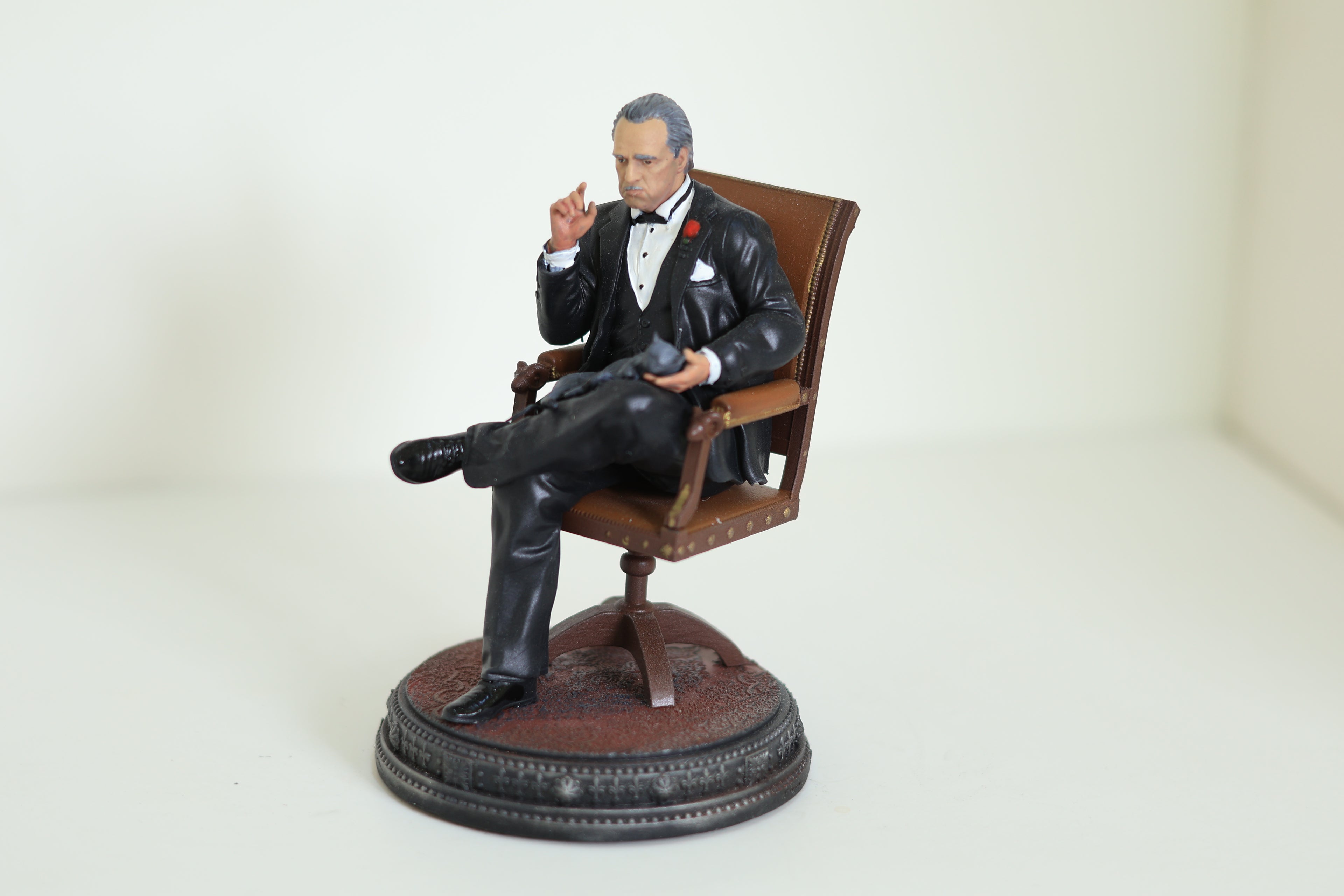 مجسم The Godfather – Don Vito Corleone 1/18 العراب